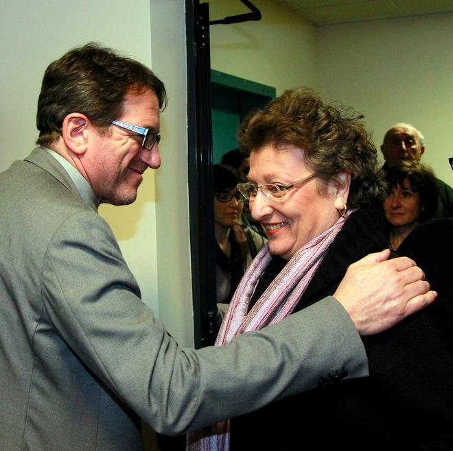 Se i voti corressero su Facebook... “Muzza” vince, Forza Italia nulla 