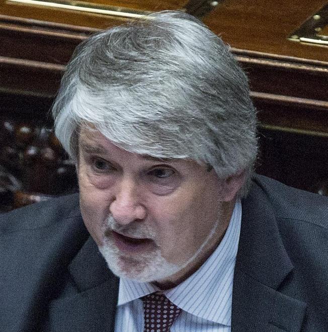 Il ministro del Lavoro in tour 