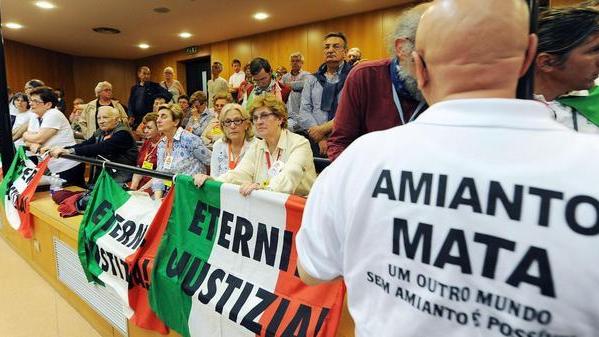 «Per colpa dell’amianto si continua a morire»