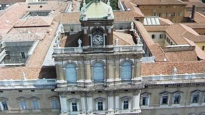 Salone e balcone a rischio: è sos per Palazzo Ducale 