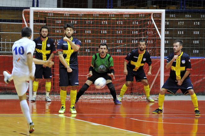  Calcio a 5 serie B, F.lli Bari Rewind più vicina al sogno, ma occhio alla rabbia di Ancona 