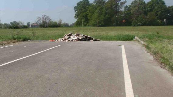 Pieve tra vandali e raid notturni