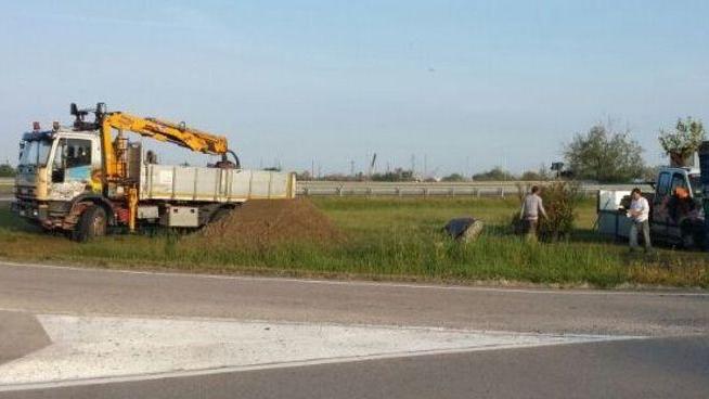 Il mare in un anonimo incrocio