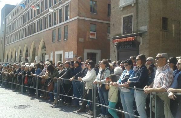 «La Costituzione si applica, poi si cambia» 