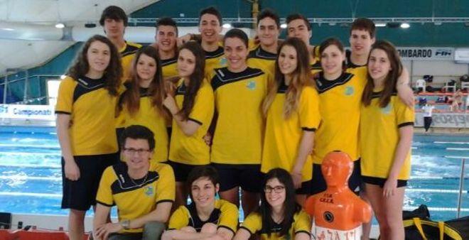 Assoluti di salvamento a Milano In vasca i Nuotatori Modenesi