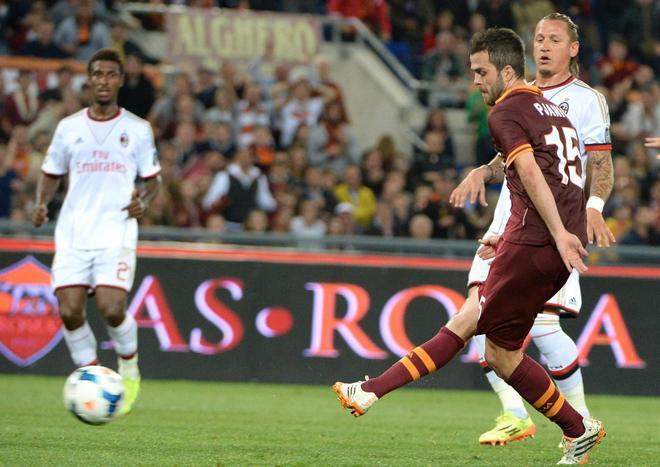 La Roma non molla, Milan abbattuto 