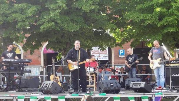 Applausi per Mazzoni e Fev