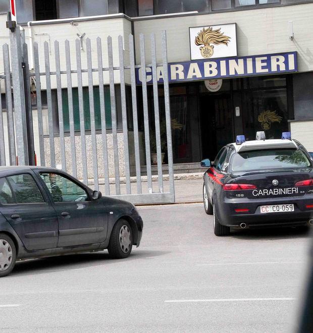 Carabiniere sventa furto in casa sua ma è ferito dai ladri