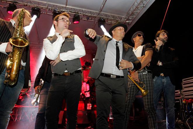Tutta la piazza per Paolo Belli in concerto con la Big Band - FOTO - VIDEO