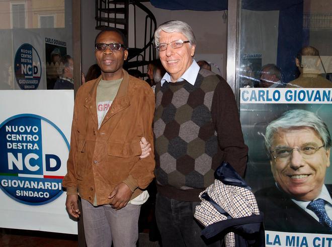 Giovanardi, sede in corso Duomo - VIDEO