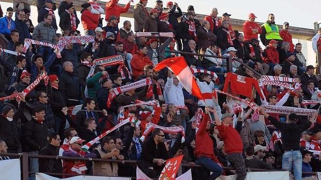 Biancorossi rimaneggiati e temono il fattore campo