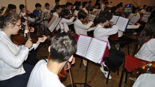 Cerimonia d’impatto grazie agli studenti