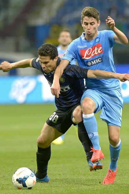 L’Inter non punge Il Napoli sfiora il colpo a San Siro 