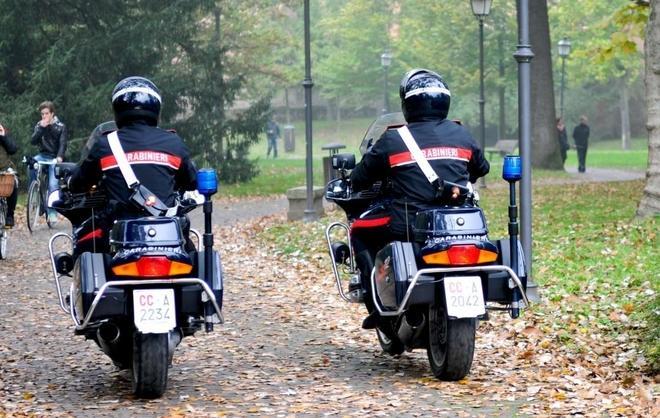 Fa lo slalom nel sottomura ma viene subito arrestato 