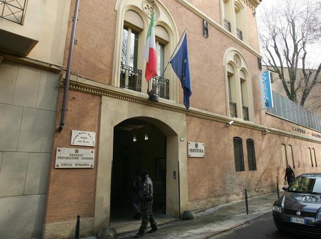 Truffa il “suo” negozio per 143mila euro 