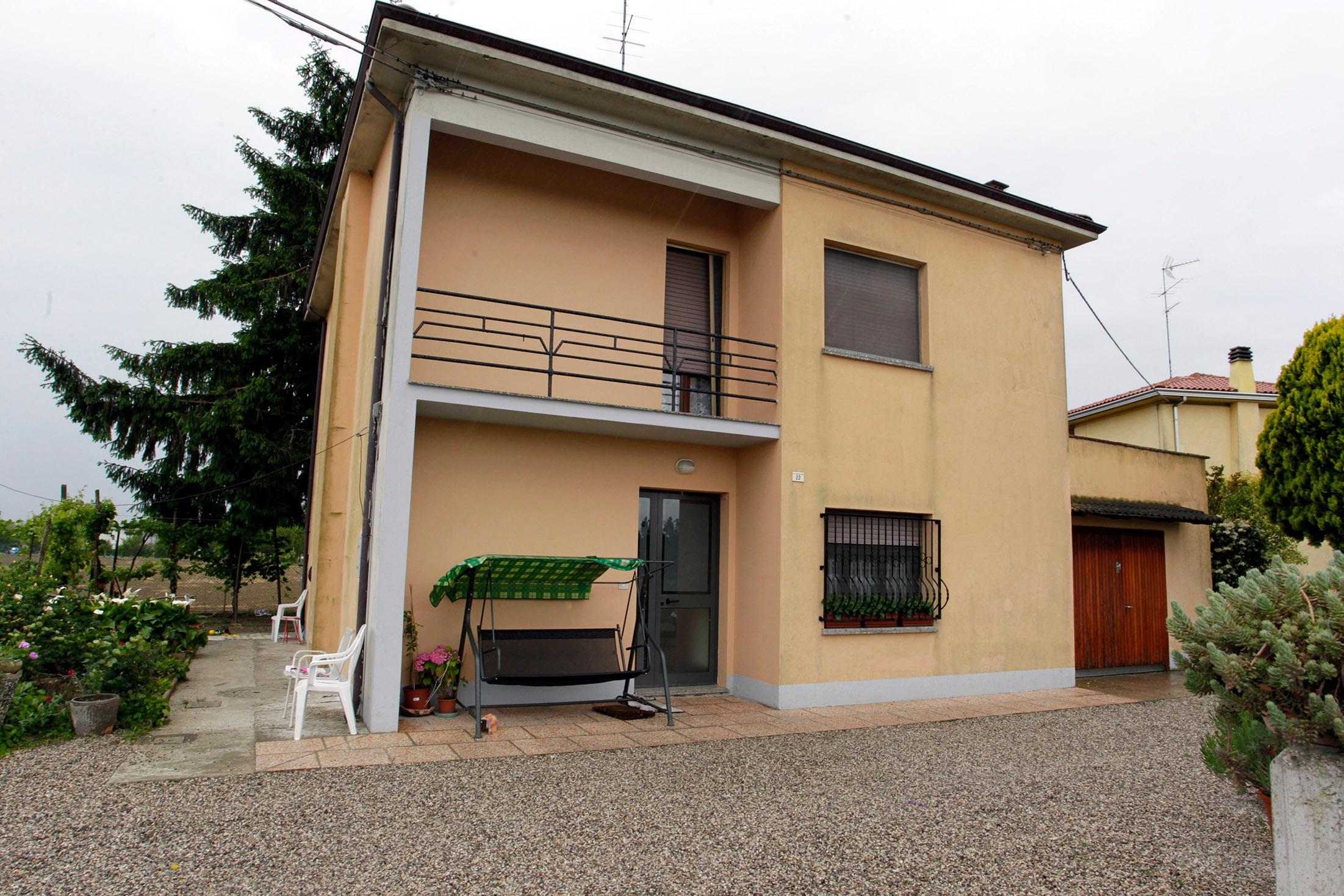 Massa: ottantenne legato e rapinato nella sua casa - VIDEO