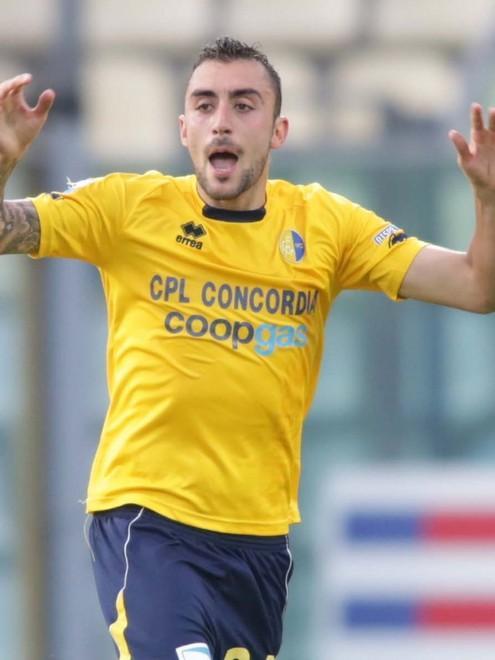 I gialli oggi dai disabili di via Pisano 