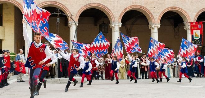 L’omaggio al Duca di San Giovanni 