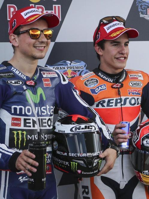 Comanda Marquez che centra il tris Rossi finisce quarto 