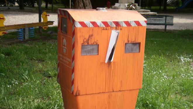 Incendiato speed-check a Scortichino