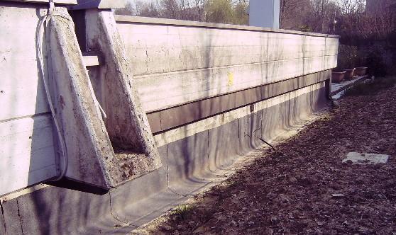 Tecnici al lavoro per piscina e Roccavilla