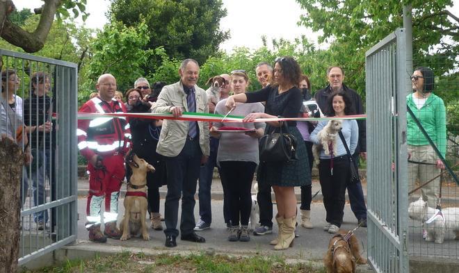 Guastalla, un’area per far sgambare i cani