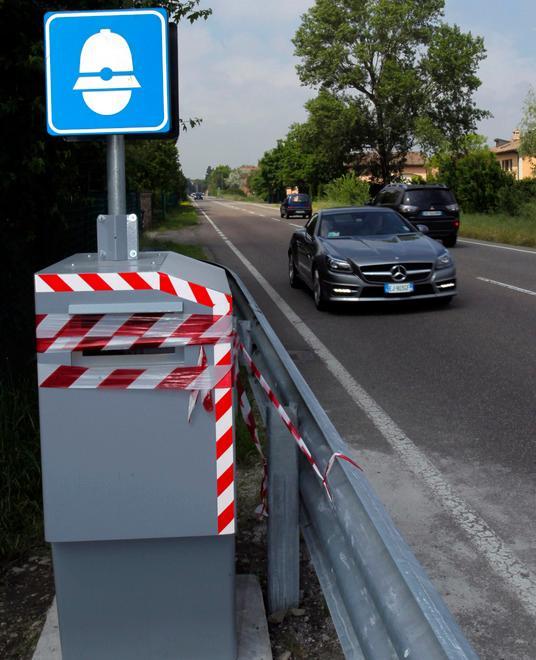 Contrada, ko l’autovelox che fa strage 