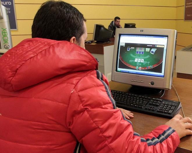 Adolescenti: tanta noia senza internet 