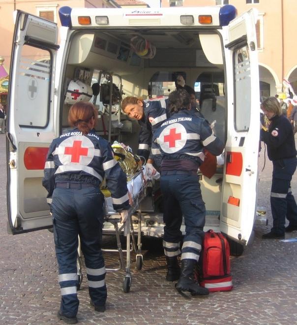 Frontale a Spilamberto, tre feriti 