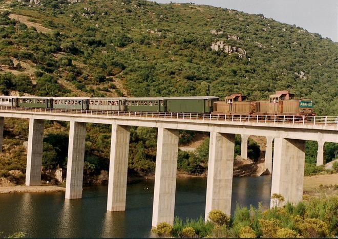 Giro gastronomico con il trenino verde, c’è il tutto esaurito 