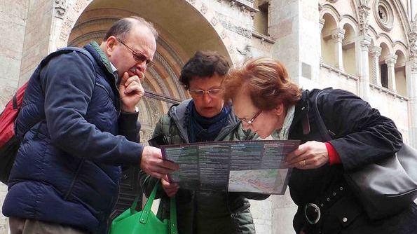 Balzo in aprile dell’inflazione con alberghi e trasporti