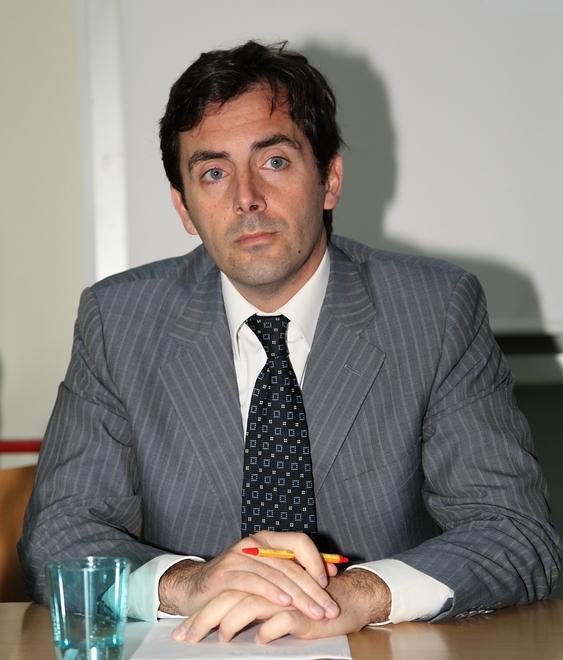 L’Asl: «Poco personale? Troppi permessi» 