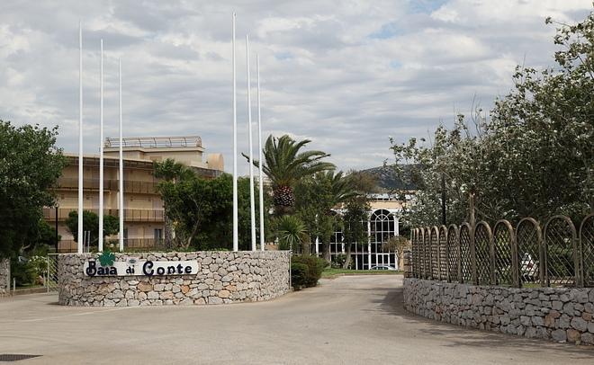 Arrivati i primi vacanzieri all’hotel Baia di Conte 