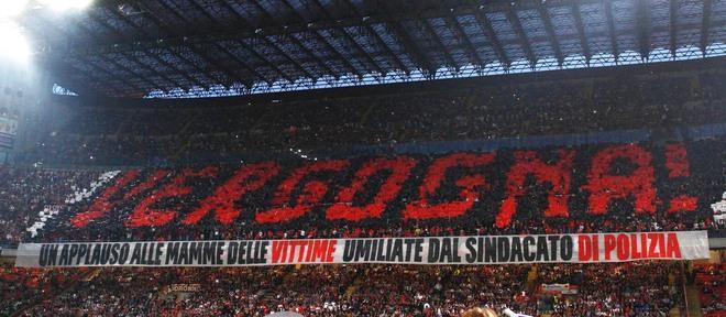 Aldrovandi, coreografia dei rossoneri con la scritta «Vergogna» 