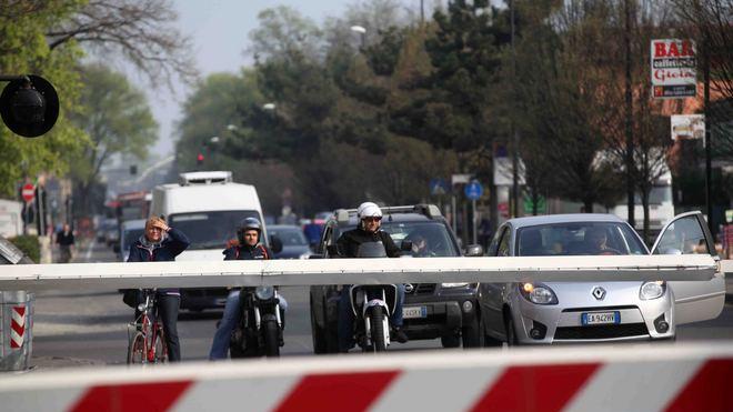I QUARTIERI CHIEDONO/1 OSPIZIO: «Assediati da smog e balordi» LA MAPPA