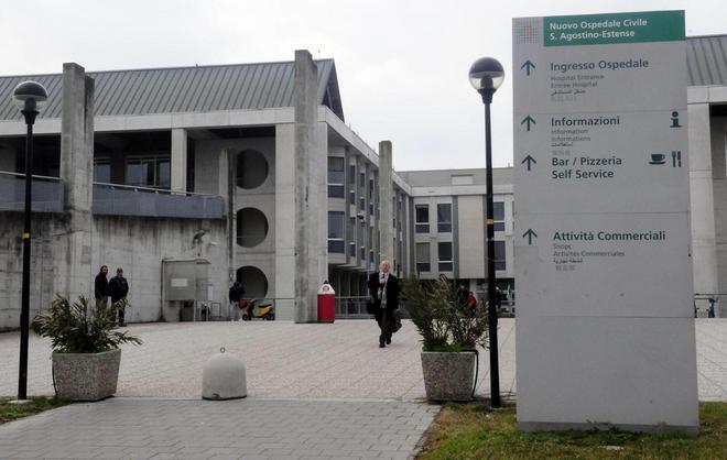 Picchia la moglie disabile: è arrestato 