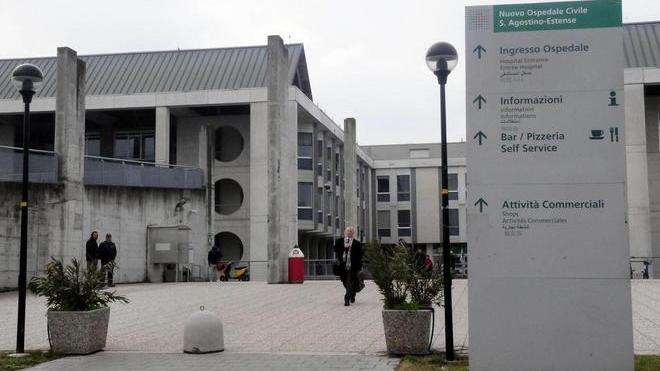 Picchia la moglie disabile: è arrestato