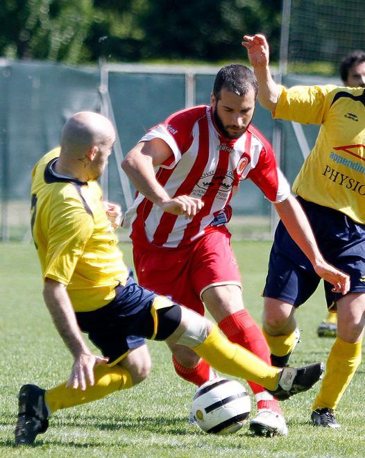Villa d’Oro spegne La Miccia, Junior fa poker 