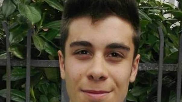 Donegà, rimonta solitaria e piazza d’onore