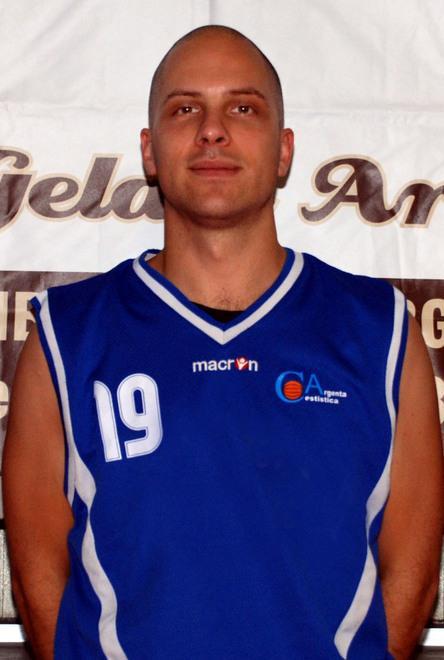 La Cestistica Argenta soffre, ma supera San Mamolo ed è terza