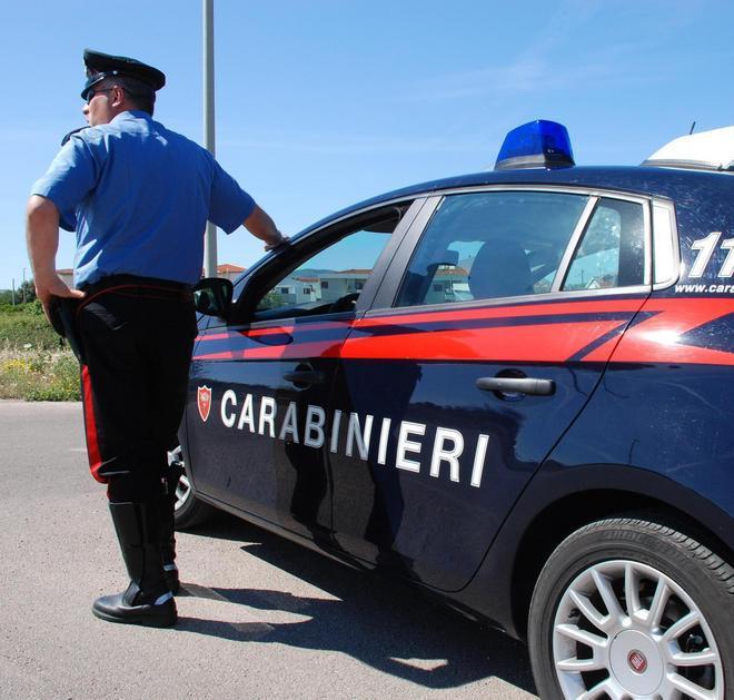 Il presidente dei pastori in assemblea con la pistola 