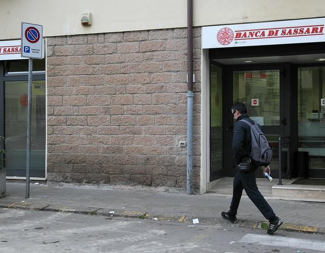 «Alt alla burocrazia per creare lavoro» 