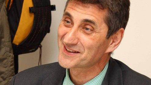 «Non mi autorizzano a usare l’altoparlante»
