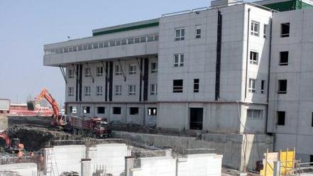 Subappalti di Cona, tutti assolti L’Azienda S. Anna: «Leggi rispettate, un sollievo»