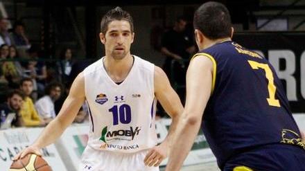 L’allenatore dell’Acmar Ravenna agli arbitri:«Non squalificate Ferri»
