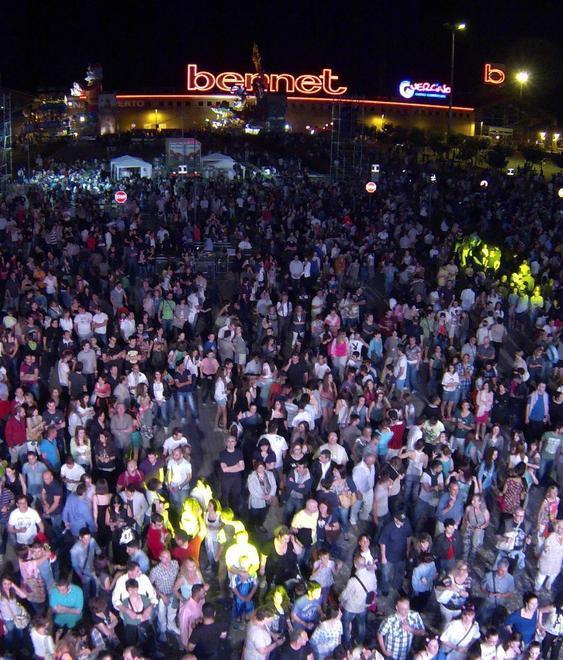 Carnevale estivo, primi passi 