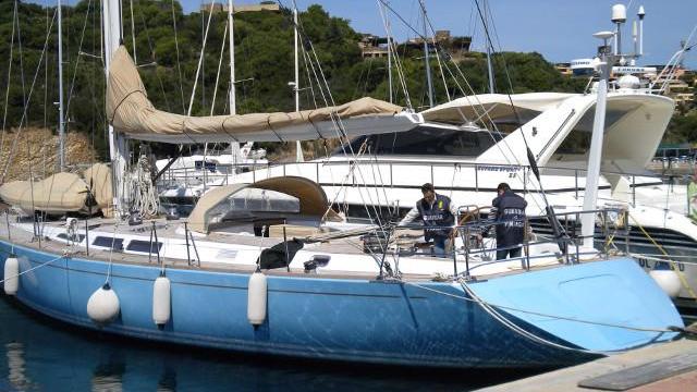 Contrabbando doganale, sequestrato maxy yacht a vela