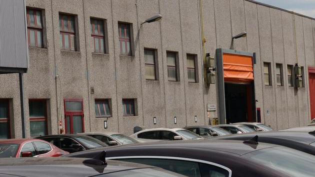 Il “capannone fantasma” dove nasce il futuro Alfa