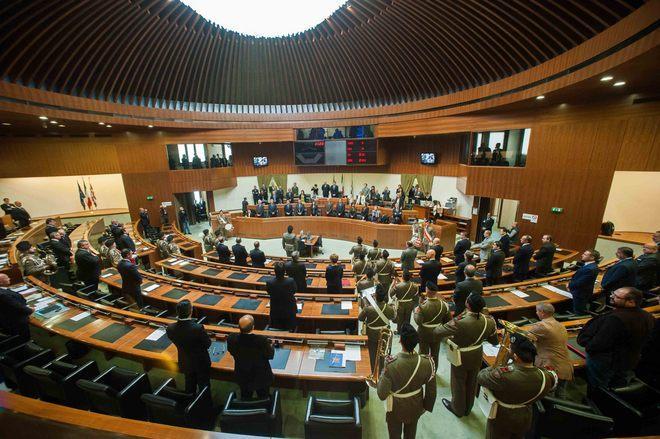 Regione Sardegna, ecco tutti i vitalizi nome per nome