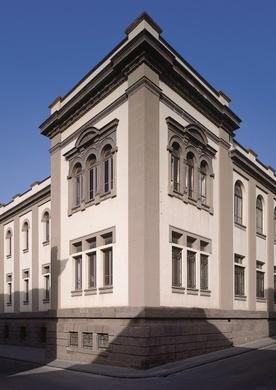 Ecco il Liceo Azuni La storia della scuola simbolo di una città 